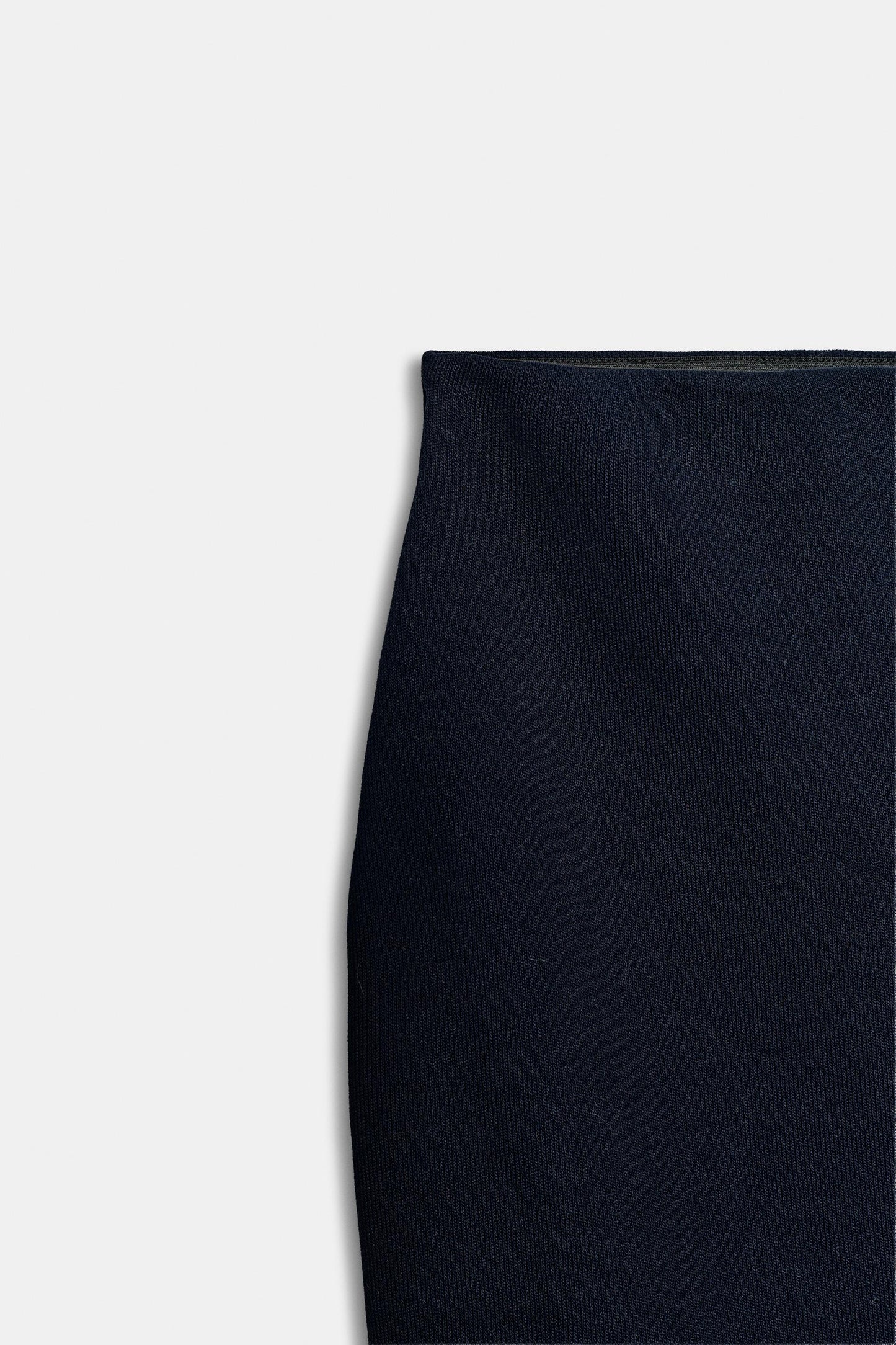 #000D18, Bleu marine